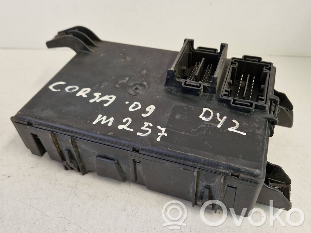 Opel Corsa D Fuse module 