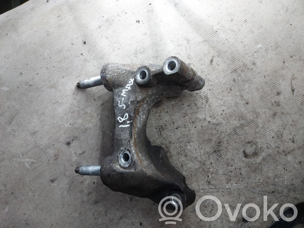 Ford Galaxy Engine mounting bracket 