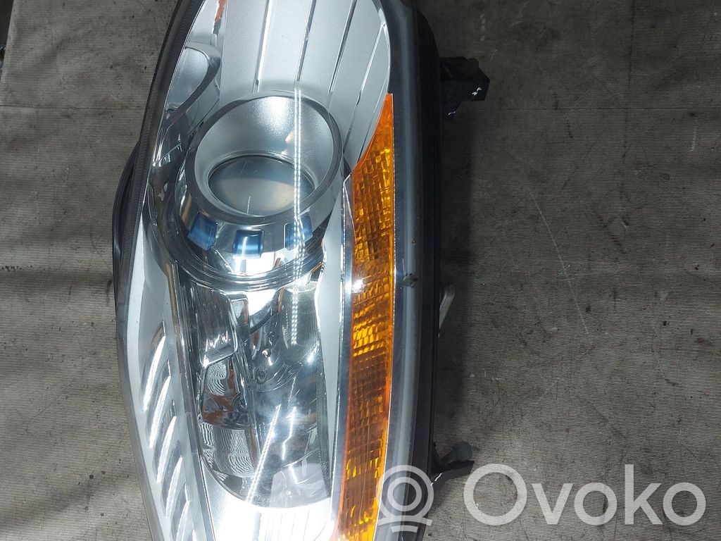 Ford Kuga I Scheinwerfer 