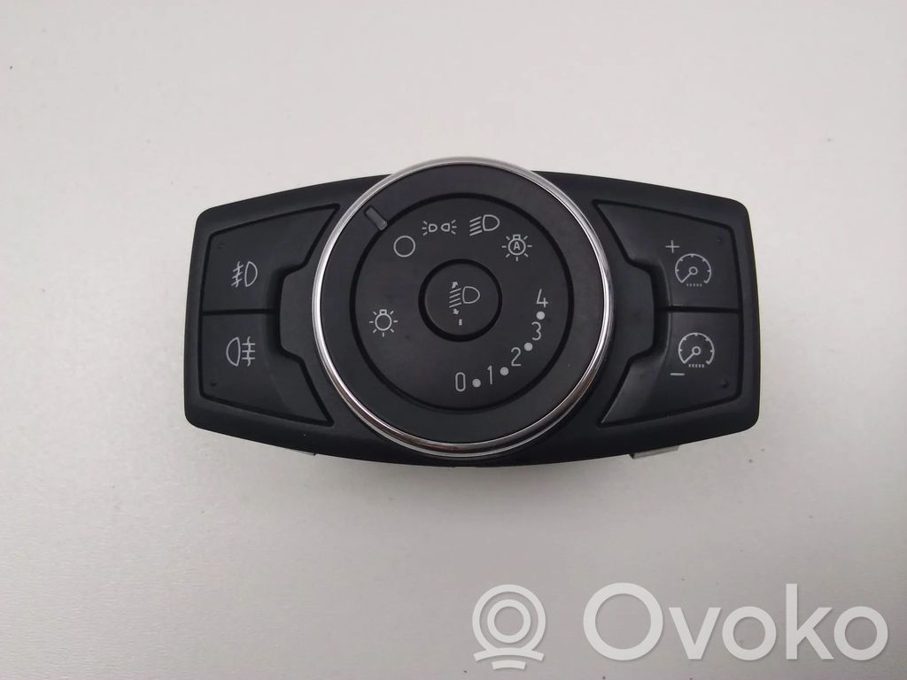 Ford Focus Light switch 