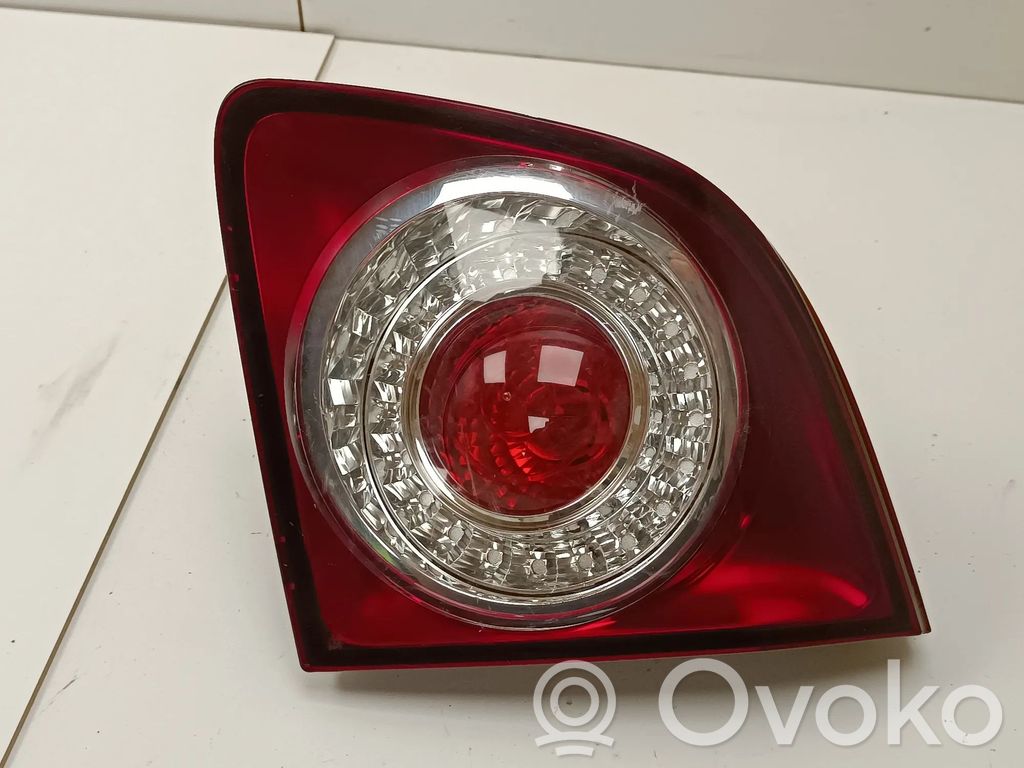 Lampy tylnej klapy bagażnika   964962044134,5M0945094K
