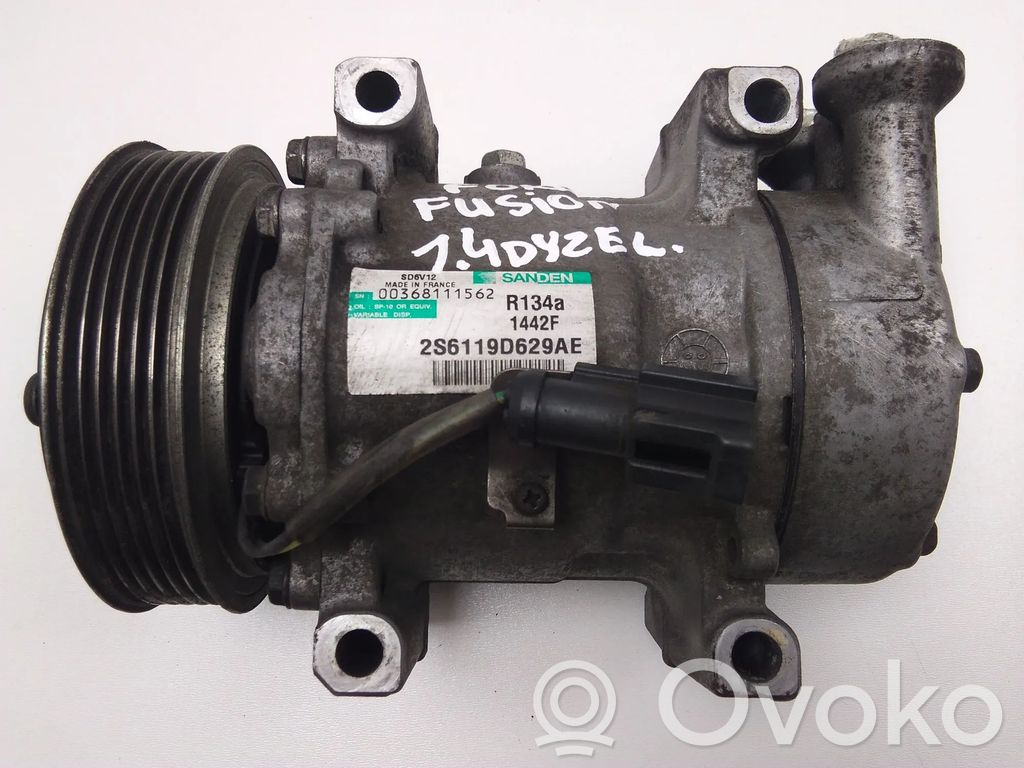 Ford Fusion Ilmastointilaitteen kompressorin pumppu (A/C) 