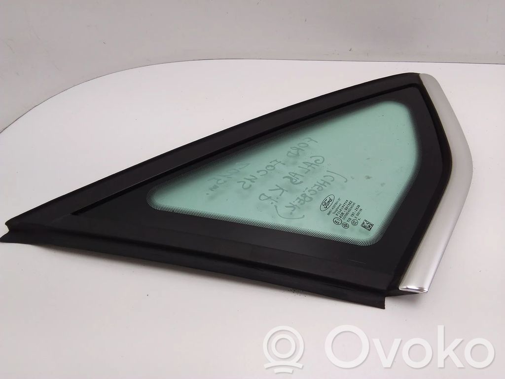Ford Focus Rear side window 