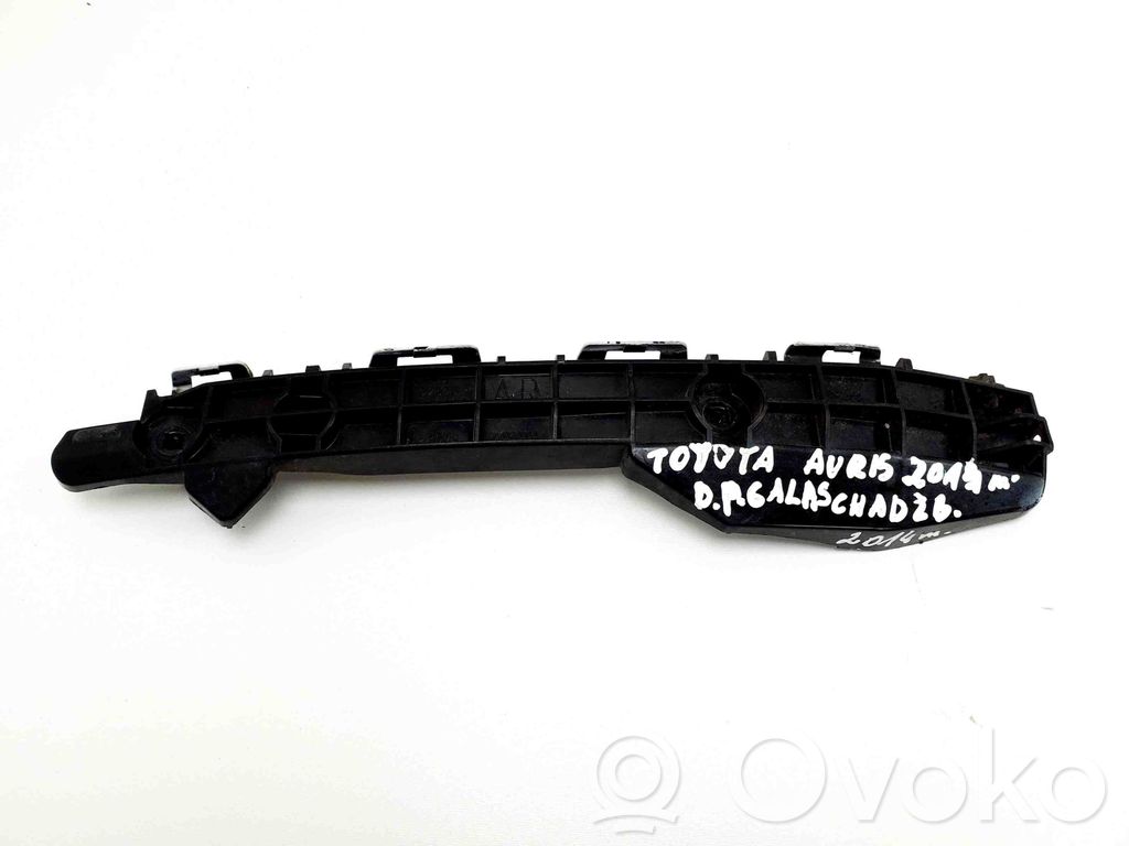 Toyota Auris E180 Uchwyt / Mocowanie zderzaka tylnego 