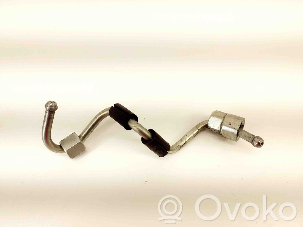 Nissan Qashqai Трубка (трубки) для подачи топлива в жиклеры 