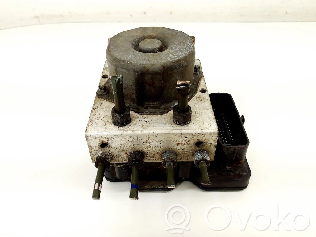 Toyota Auris E180 ABS bloks 