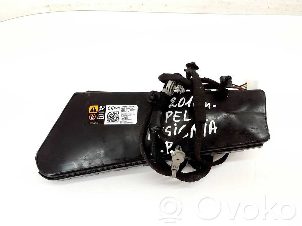 Opel Insignia B Airbag scaun 