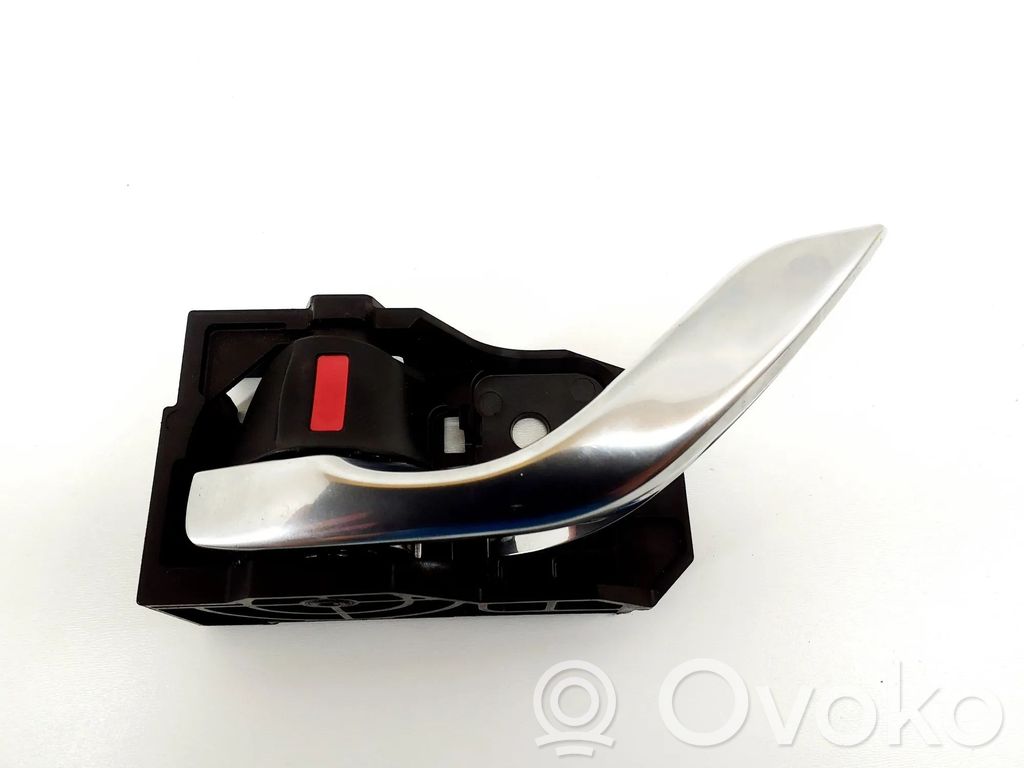 Manecilla interna puerta delantera   KD53,T8315