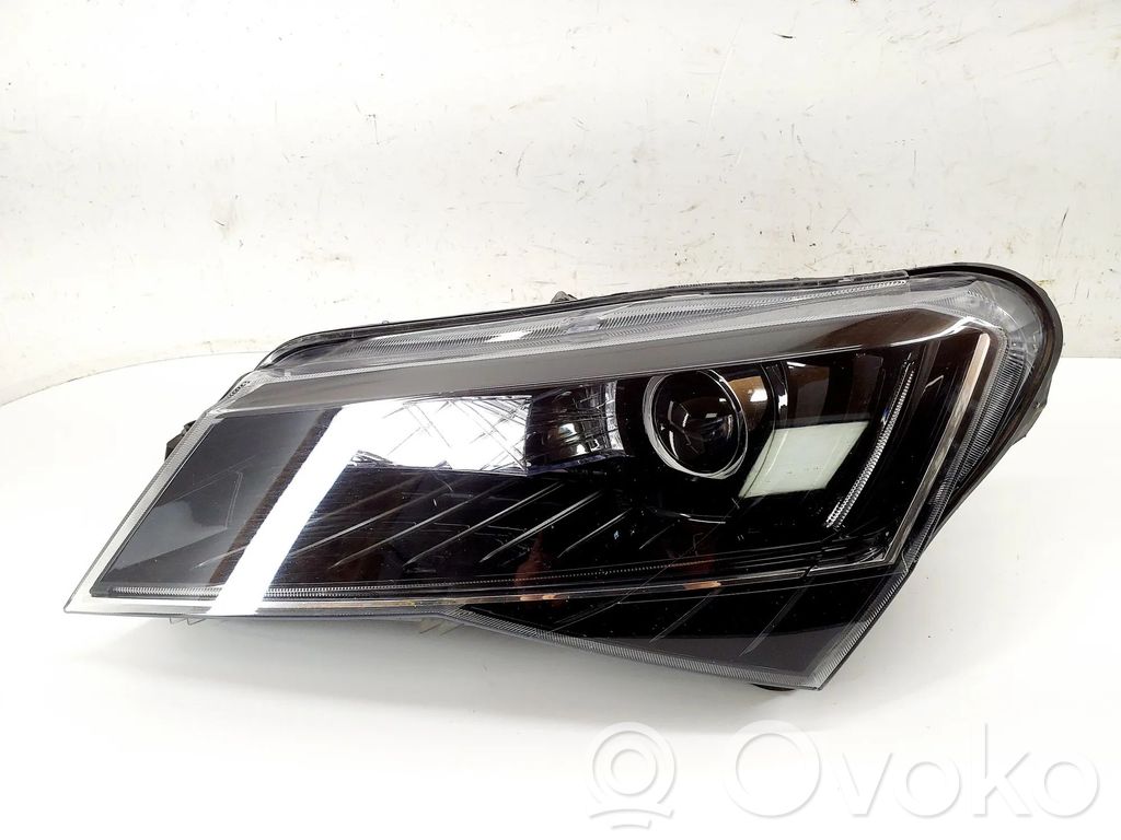 Skoda Superb B8 (3V) Scheinwerfer 