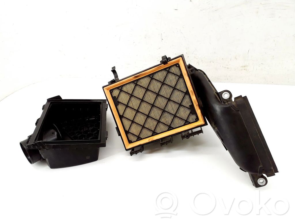 Luftfilterkasten   DS739643KA,CA6112B579AA,GT439A600AA,GT439C675BA