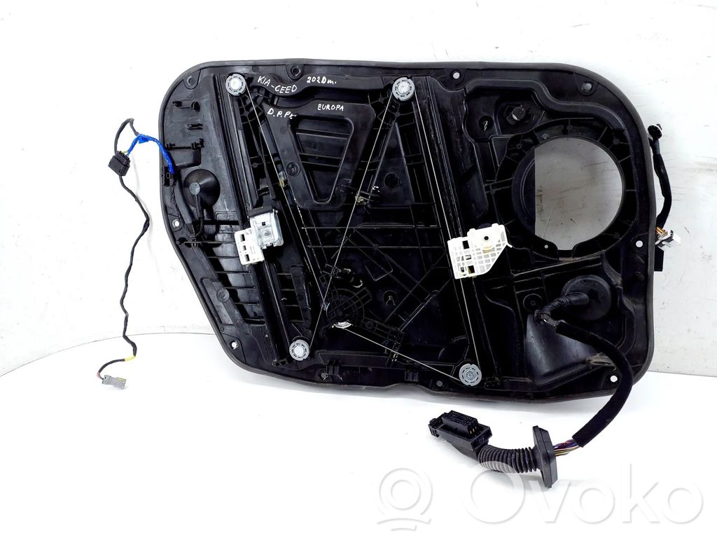 KIA Ceed Regulador de puerta delantera con motor 