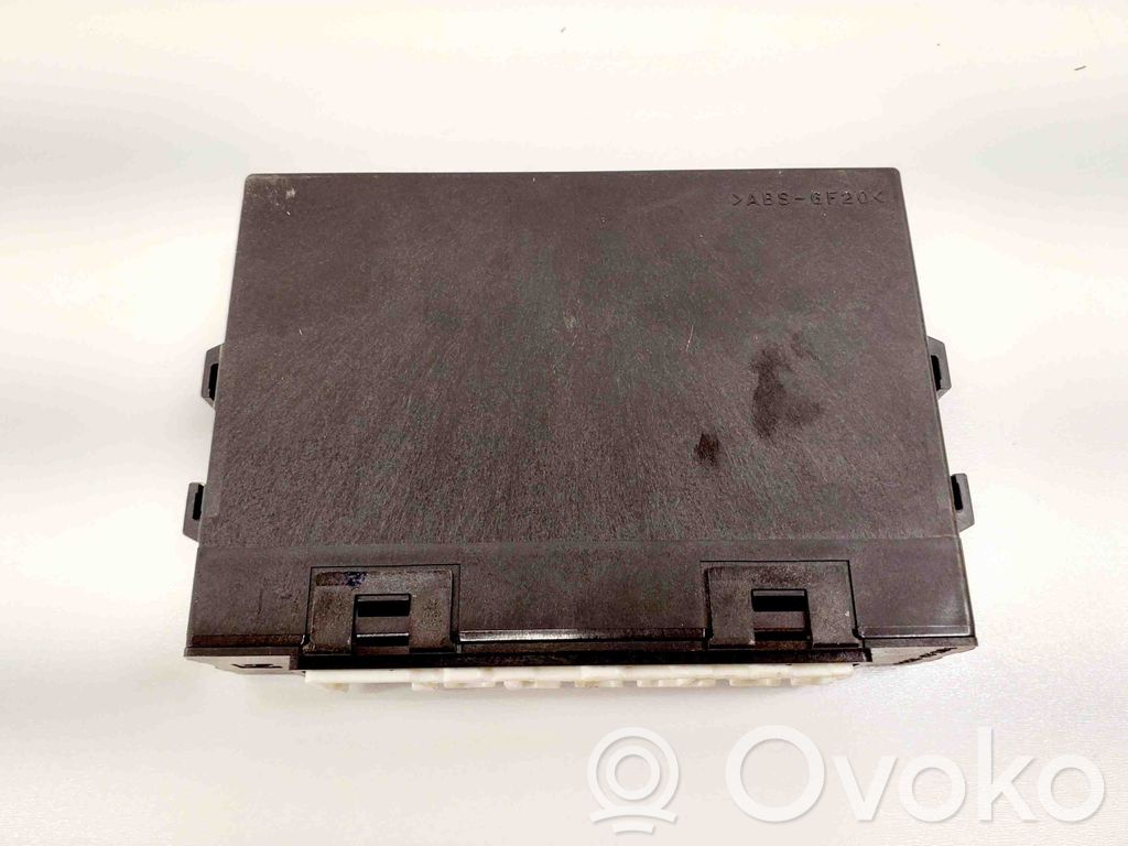 Mazda 3 II Central body control module 