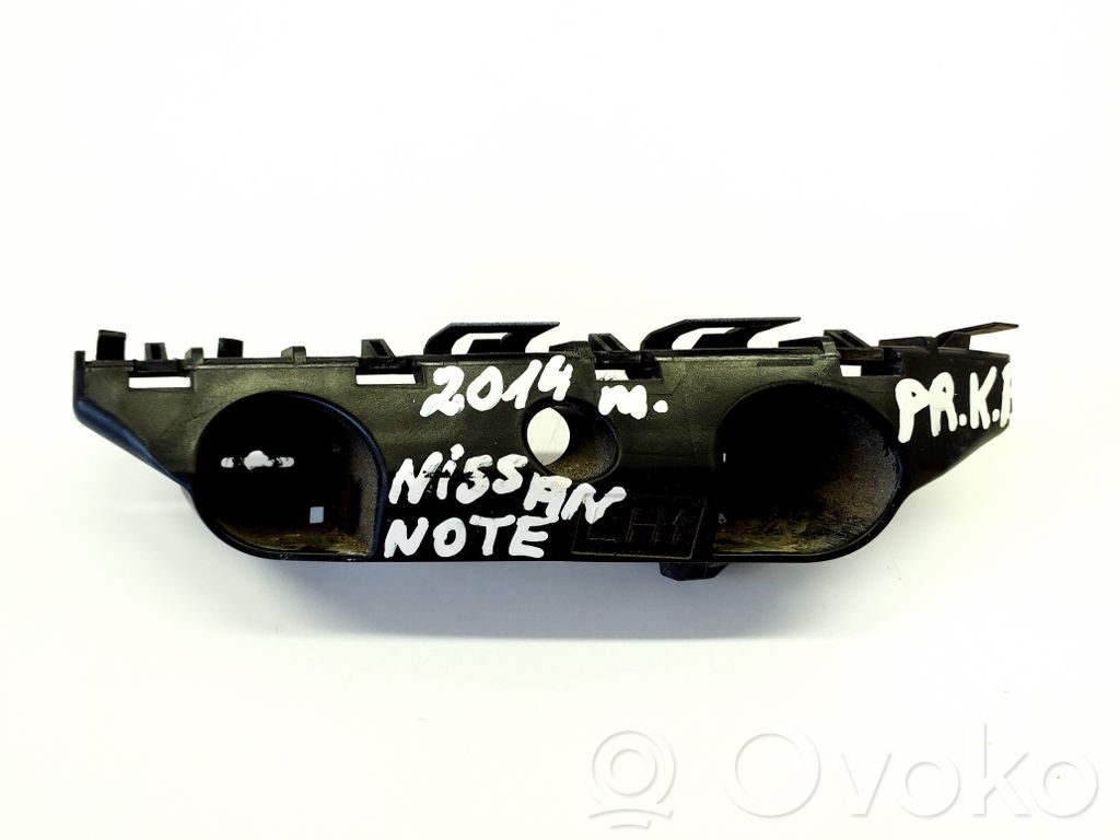 Front bumper mounting bracket   622253VU0A