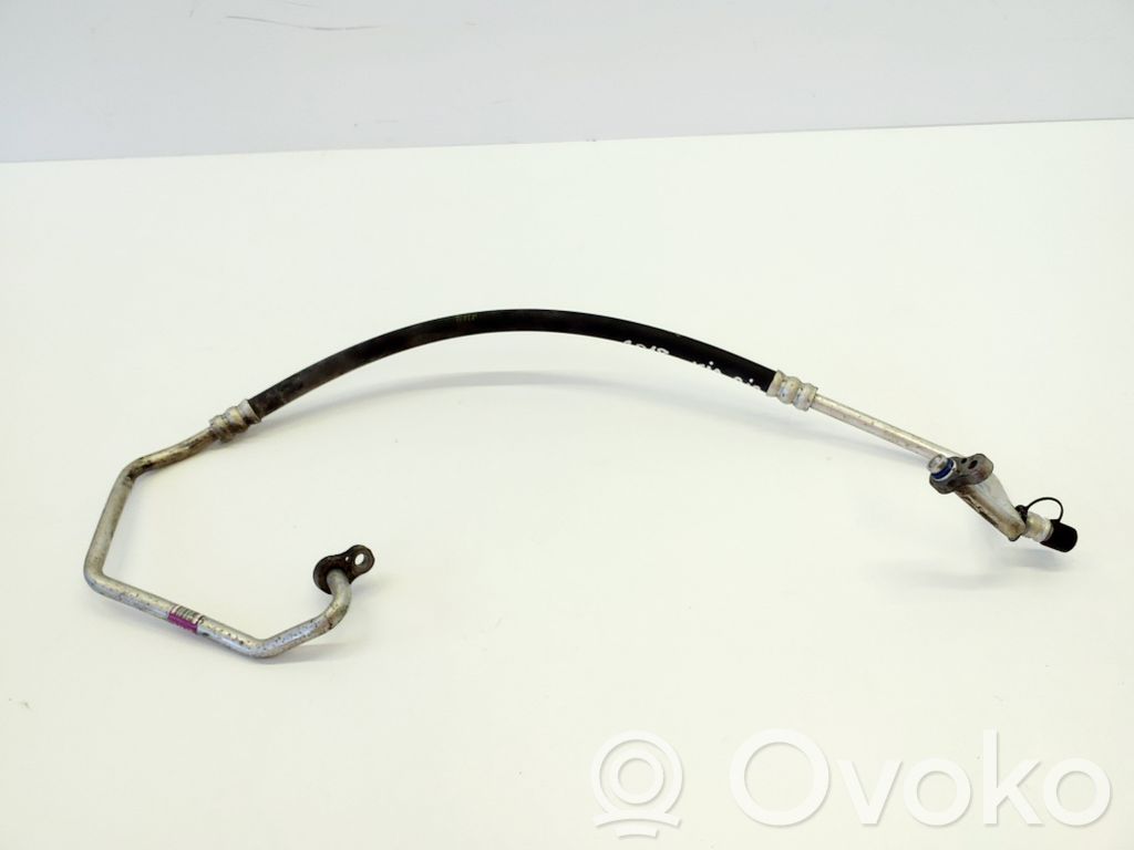 KIA Rio Ilmastointilaitteen putki (A/C) 
