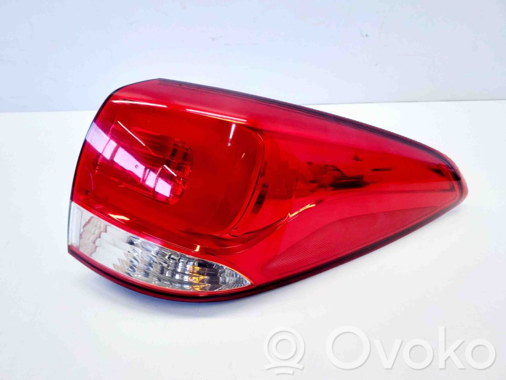 KIA Carens III Takavalot 