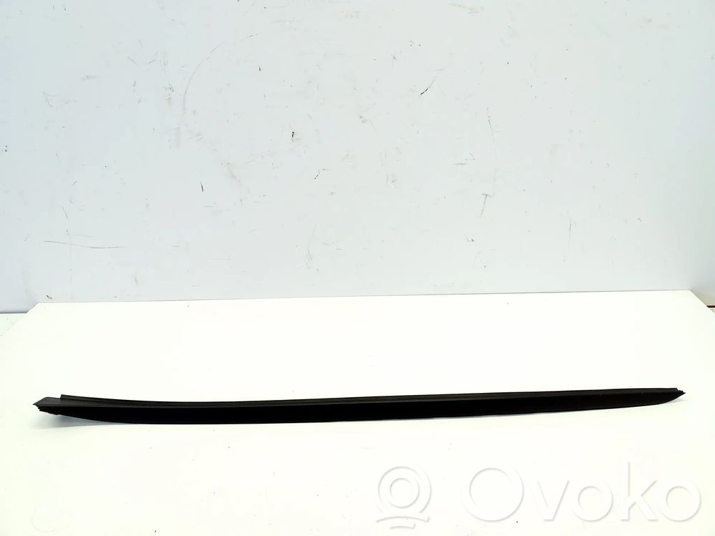 KIA Ceed Windshield trim 