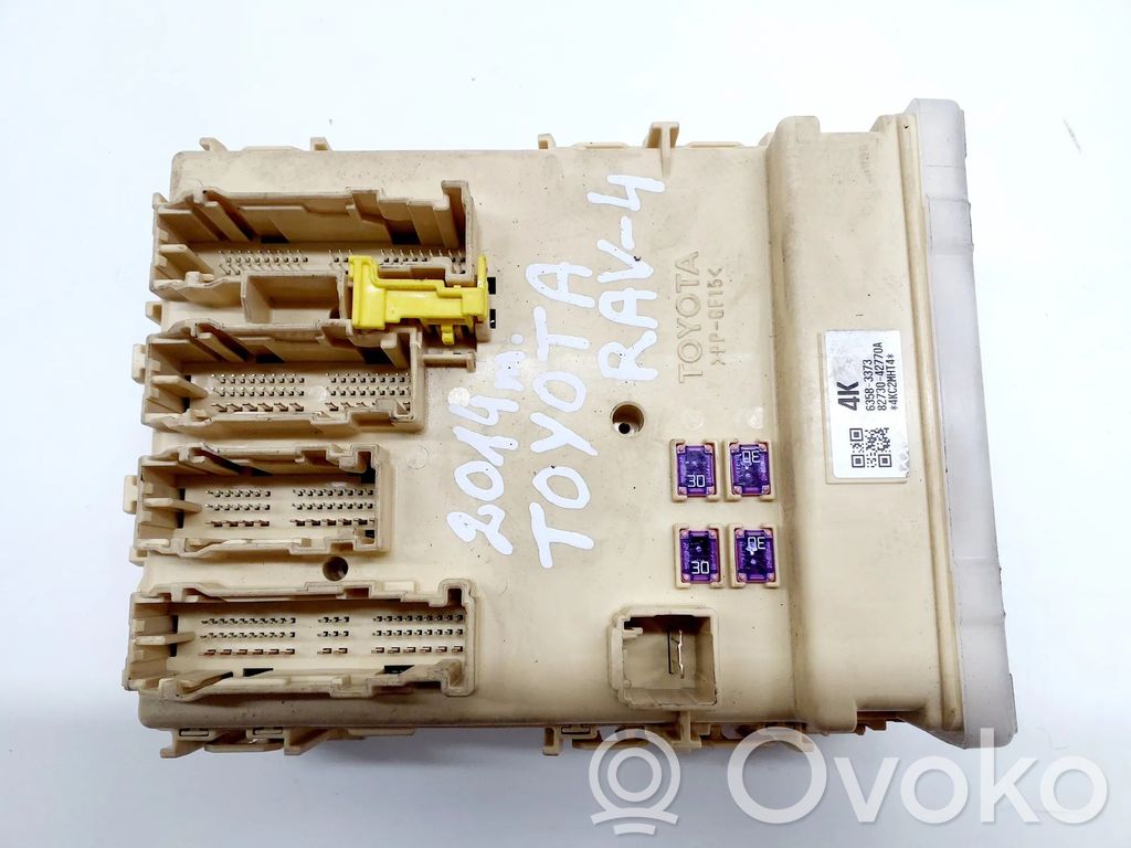 Toyota RAV 4 (XA40) Module de fusibles 
