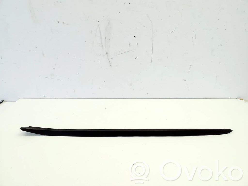 KIA Ceed Windshield trim 