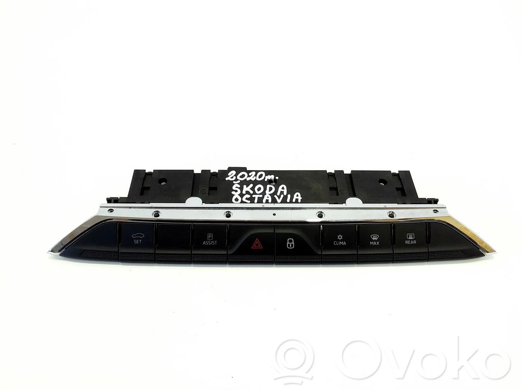 Skoda Octavia Mk4 Otros interruptores/perillas/selectores 