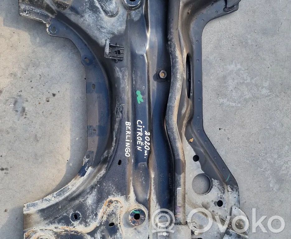 Citroen Berlingo Front subframe 