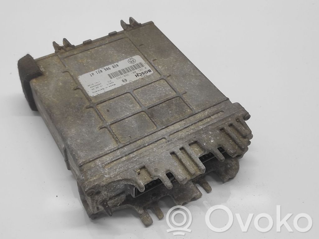 Volkswagen Golf III Engine control unit/module 