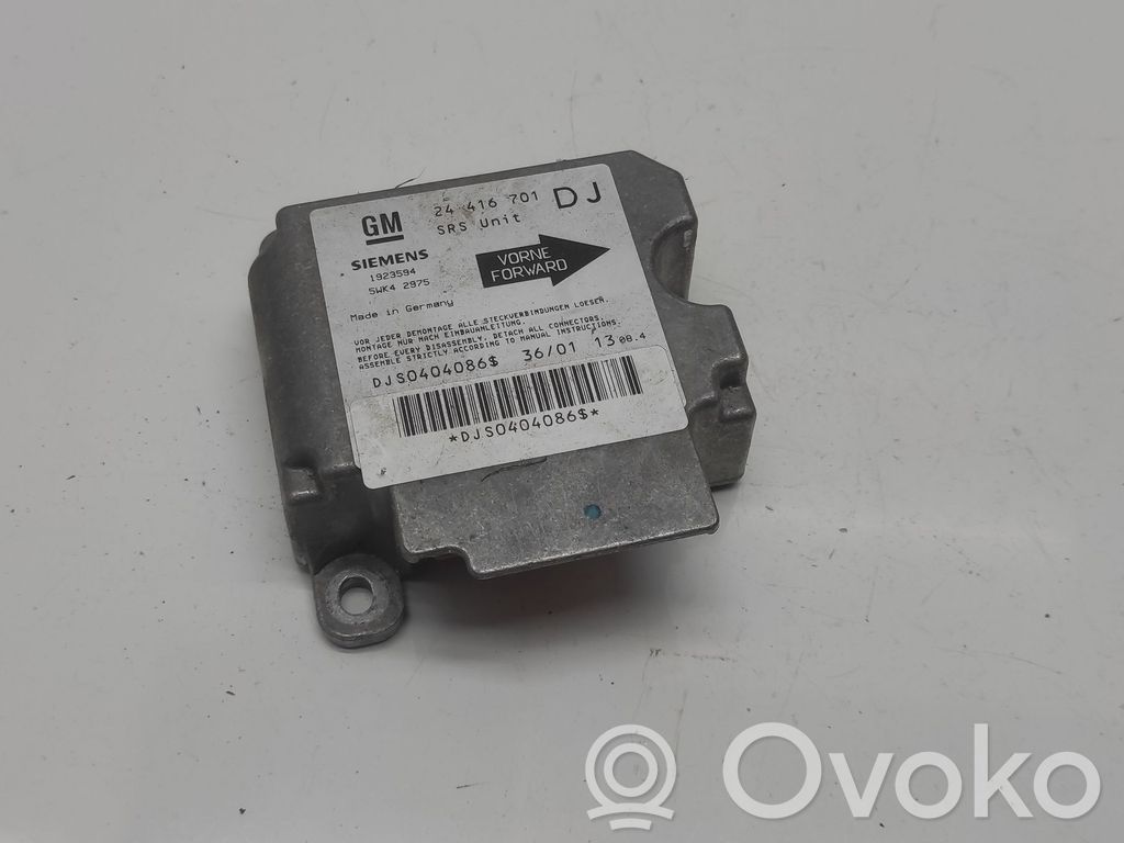 Opel Vectra B Airbag control unit/module 