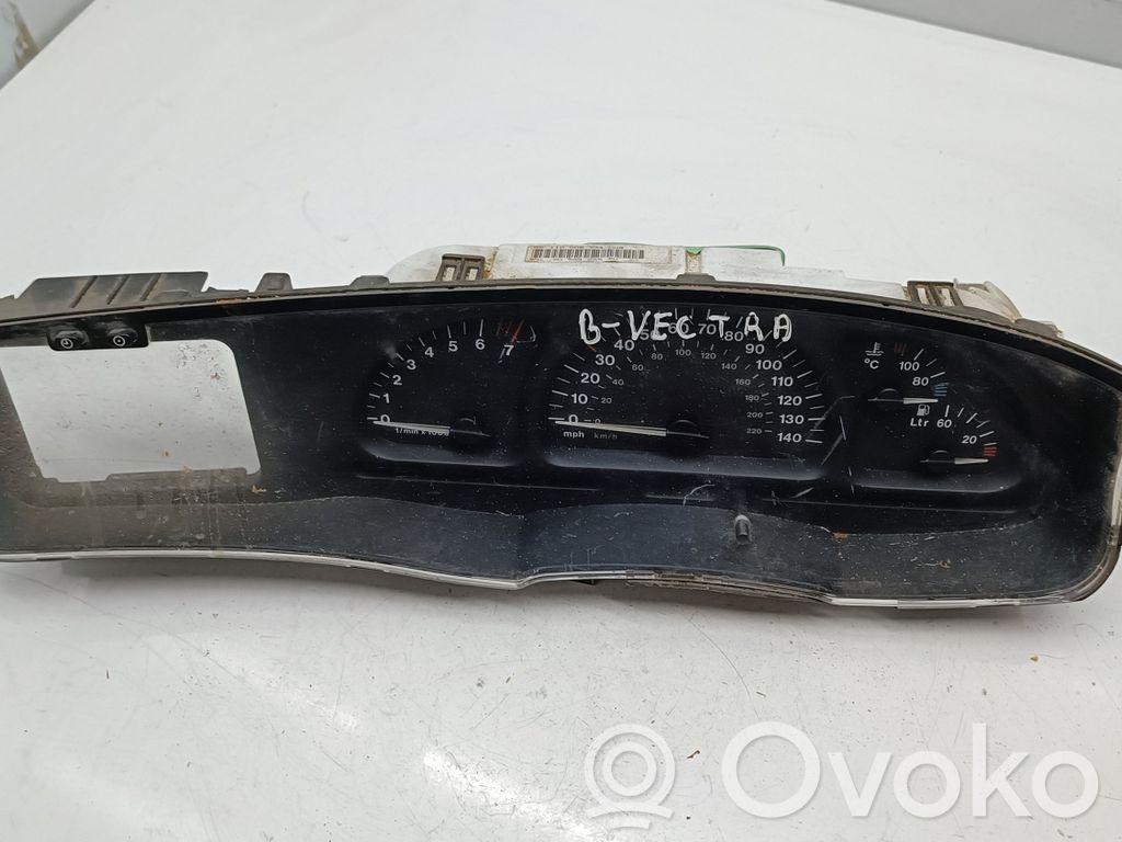 Opel Vectra B Vitezometru (grup de instrumente) 