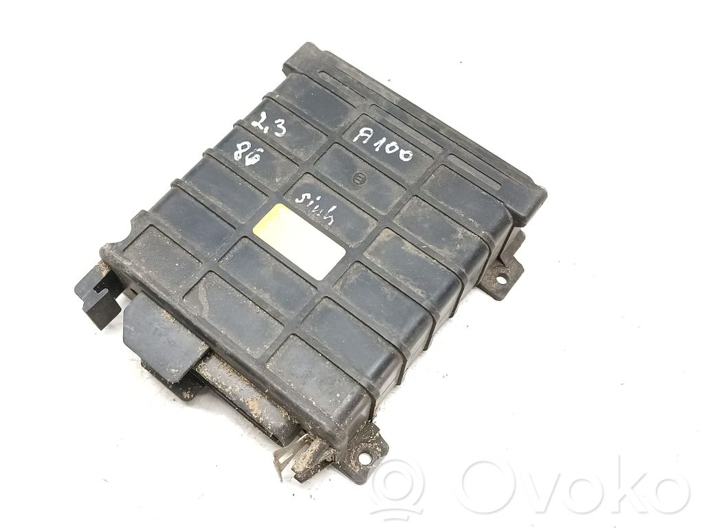 Engine control unit/module   321906263B