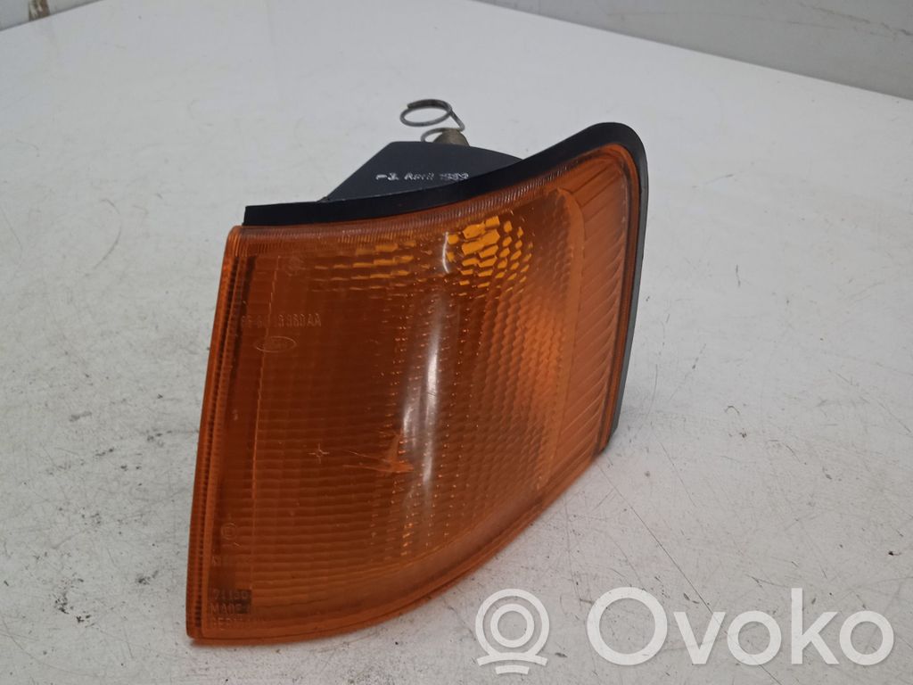 Ford Scorpio Front indicator light 