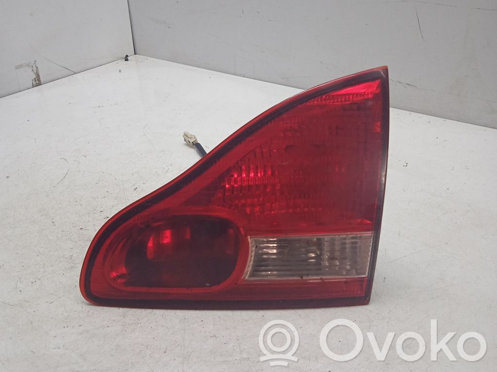 Toyota Avensis T250 Tailgate rear/tail lights 