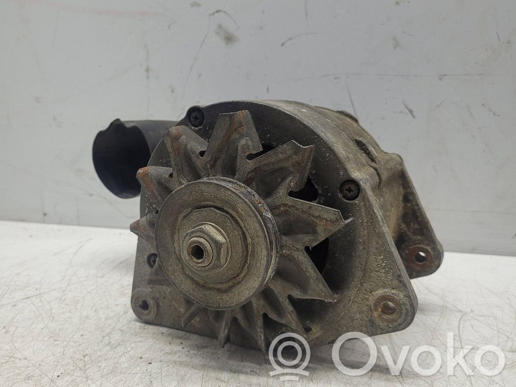 BMW 5 E34 Generator/alternator 