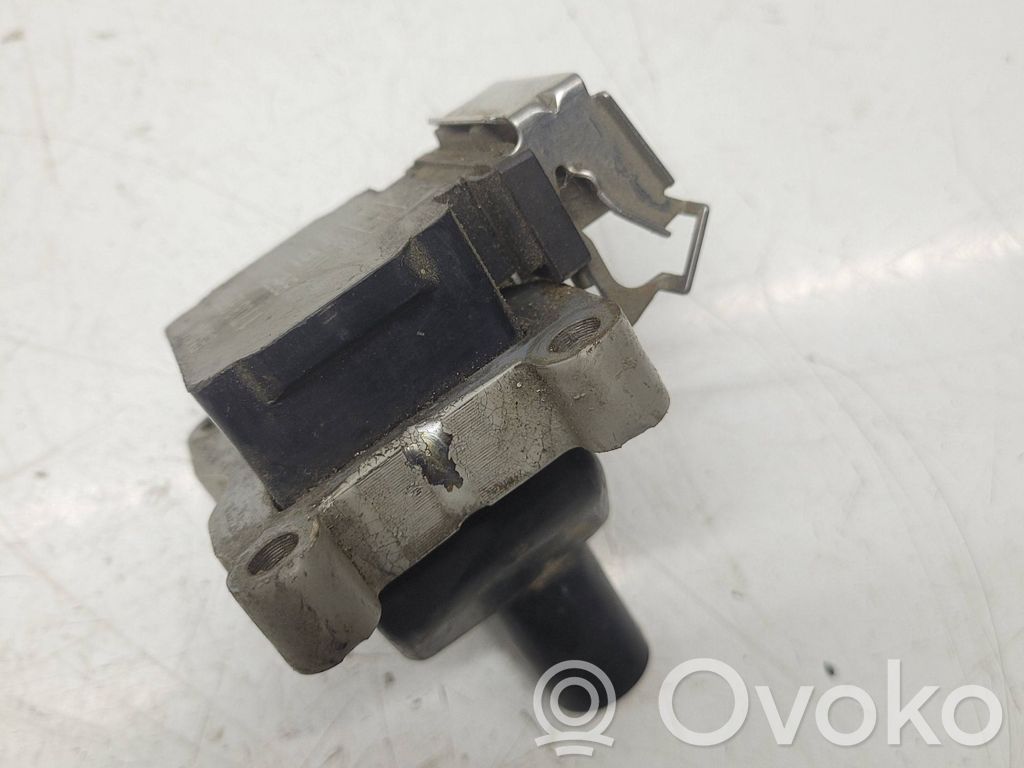 BMW 5 E34 High voltage ignition coil 