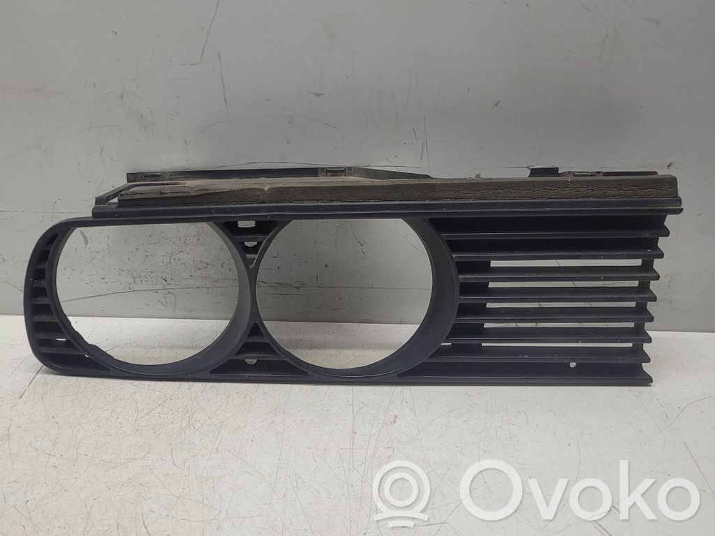 BMW 3 E30 Under headlight/headlamp trim 