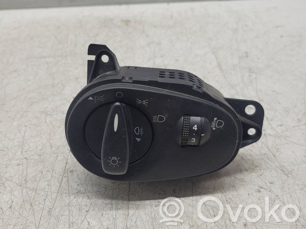 Ford Focus Light switch 