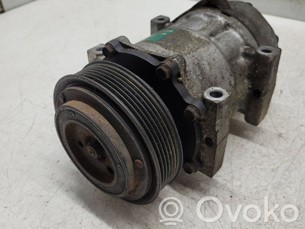 Renault Laguna II Air conditioning (A/C) compressor (pump) 