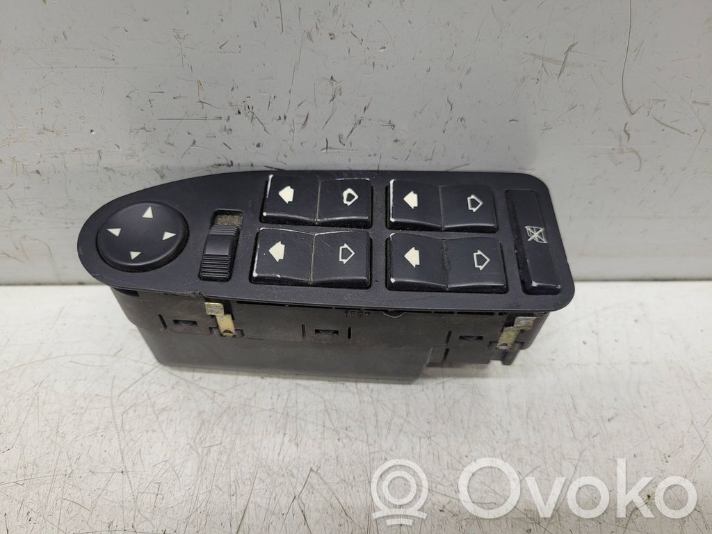 BMW 5 E39 Electric window control switch 