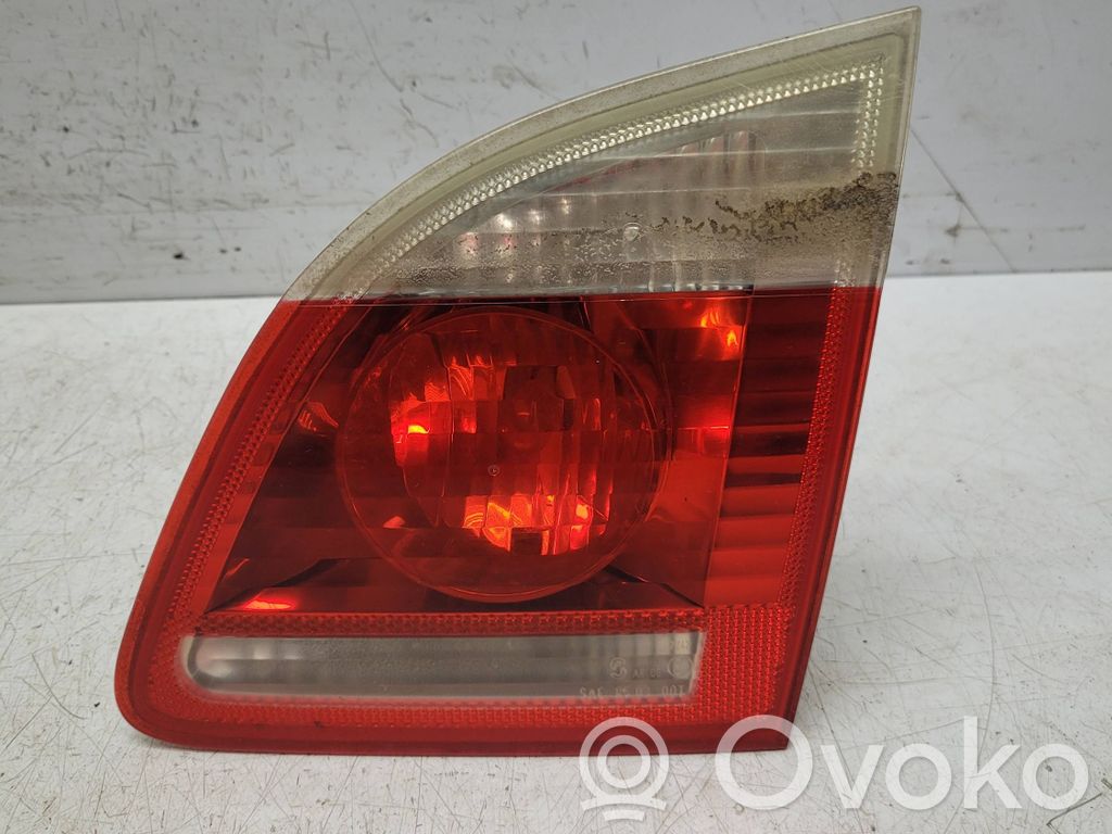 BMW 5 E60 E61 Aizmugurējais lukturis pārsegā 