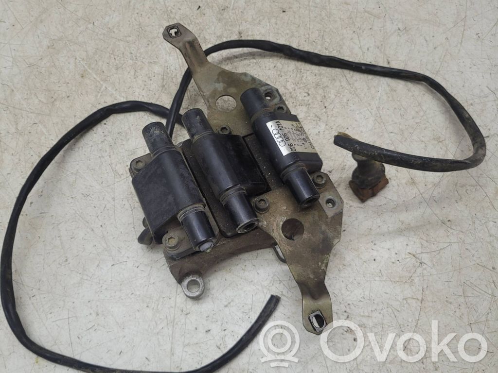 Audi A4 S4 B5 8D Cewka zapłonowa wysokiego napięcia 