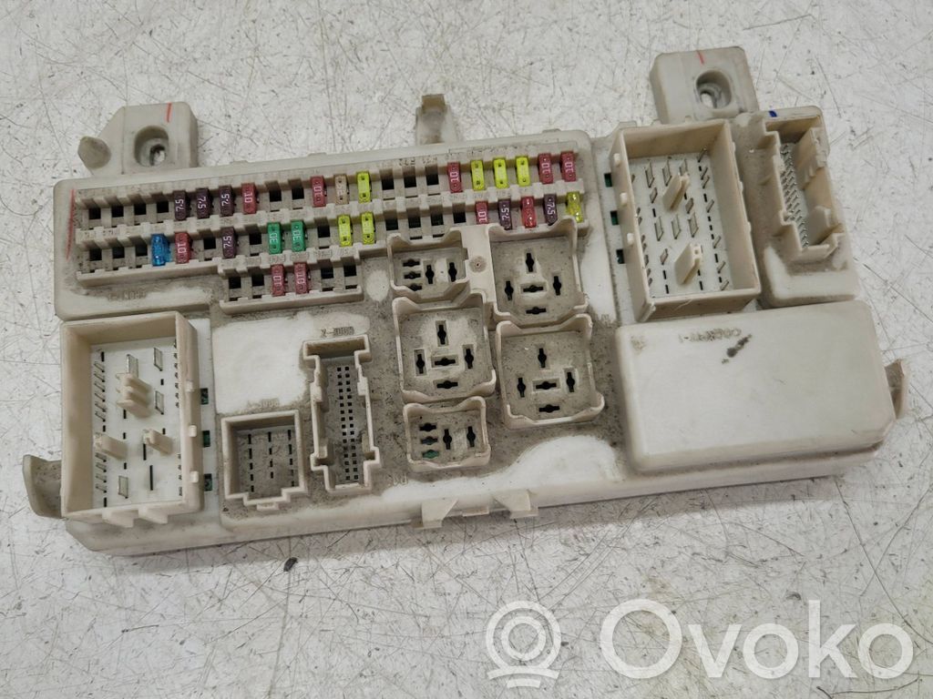 Mazda 3 I Fuse module 