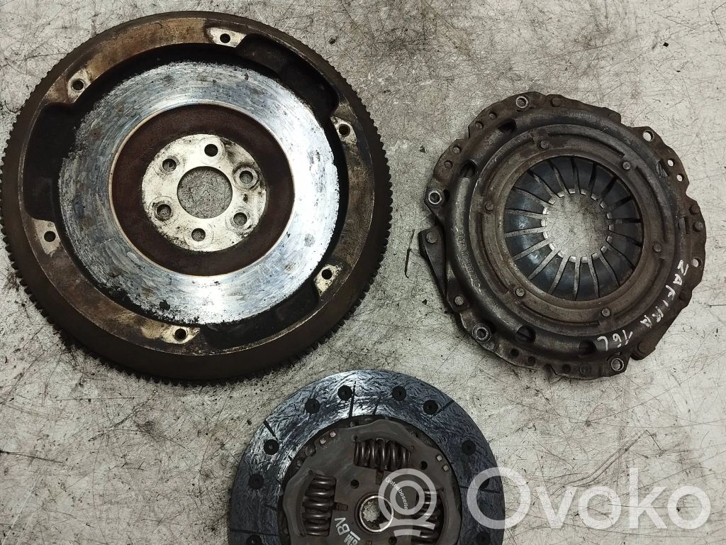 Opel Zafira A Sankabos komplektas 
