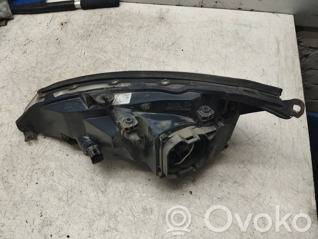 Ford Focus Headlight/headlamp 
