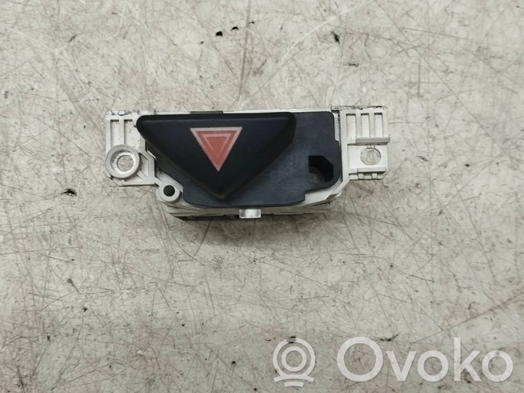 Ford Focus Hazard light switch 
