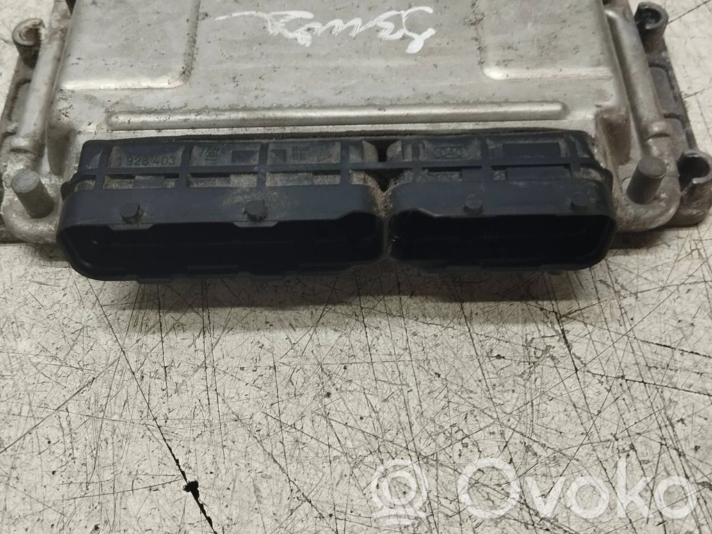 Engine control unit/module   P04727664AC,28SA5431,0281010814