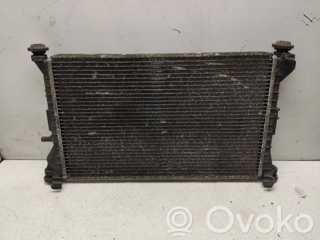 Ford Focus Dzesēšanas šķidruma radiators 