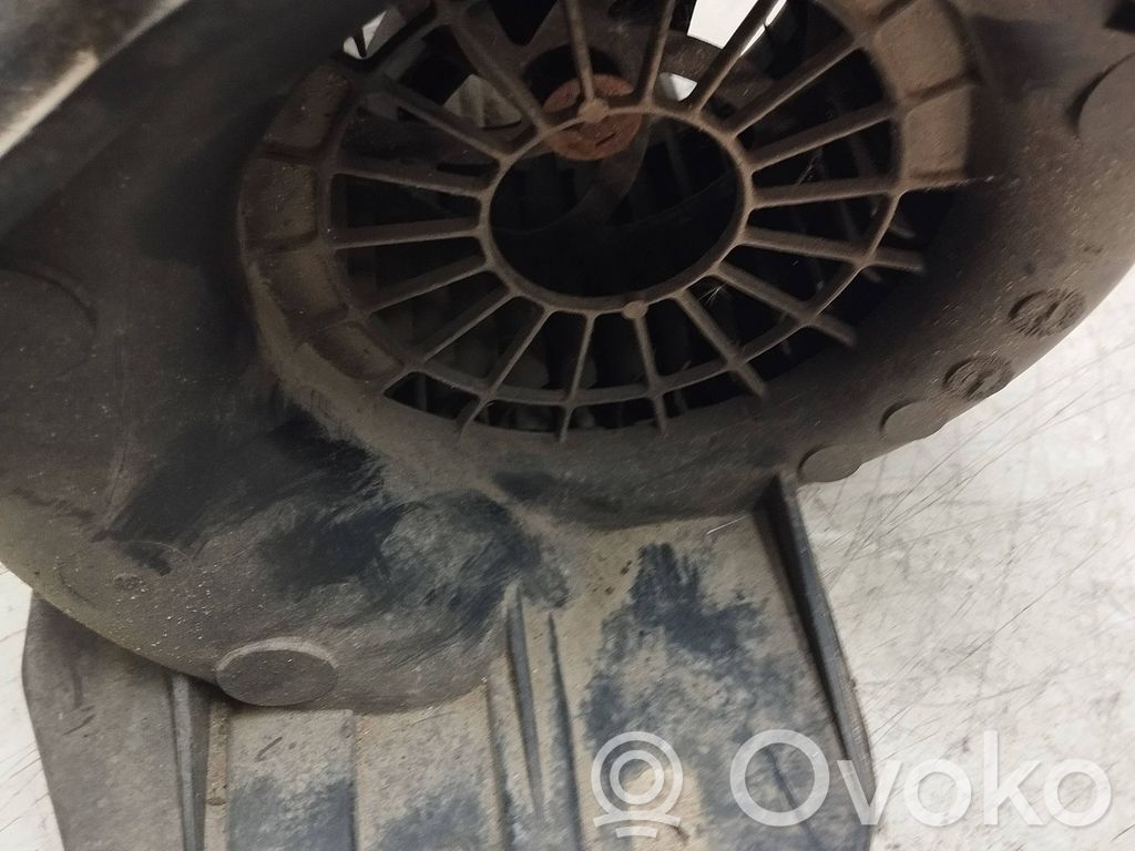 Renault 19 Mazā radiatora ventilators 