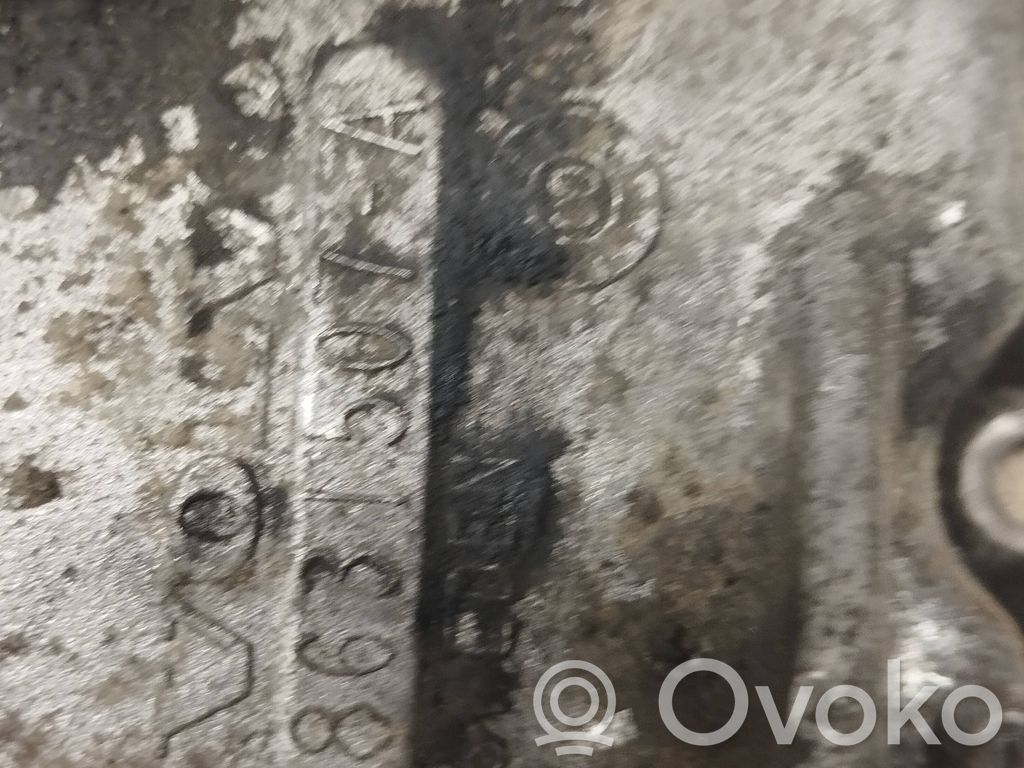 Volvo V70 Öljypohja 