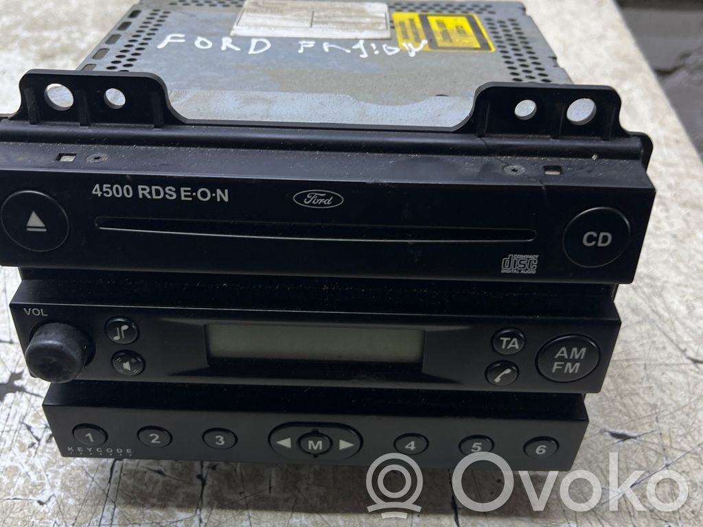 Ford Fusion Radio/CD/DVD/GPS head unit 