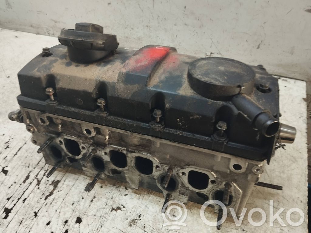 Volkswagen PASSAT B5 Engine head 