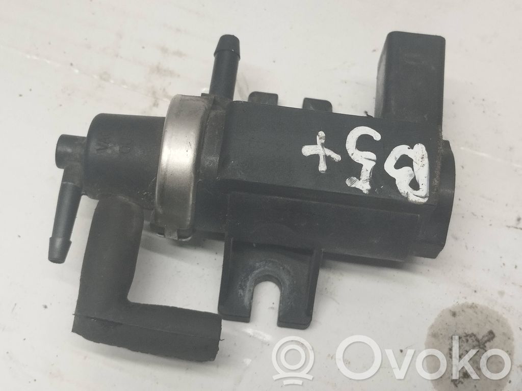 Volkswagen PASSAT B5.5 Solenoidinis vožtuvas 