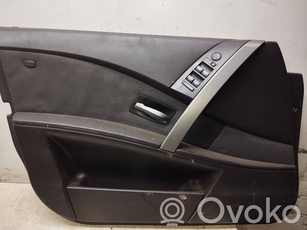 BMW 5 E60 E61 Apšuvums aizmugurējām durvīm 